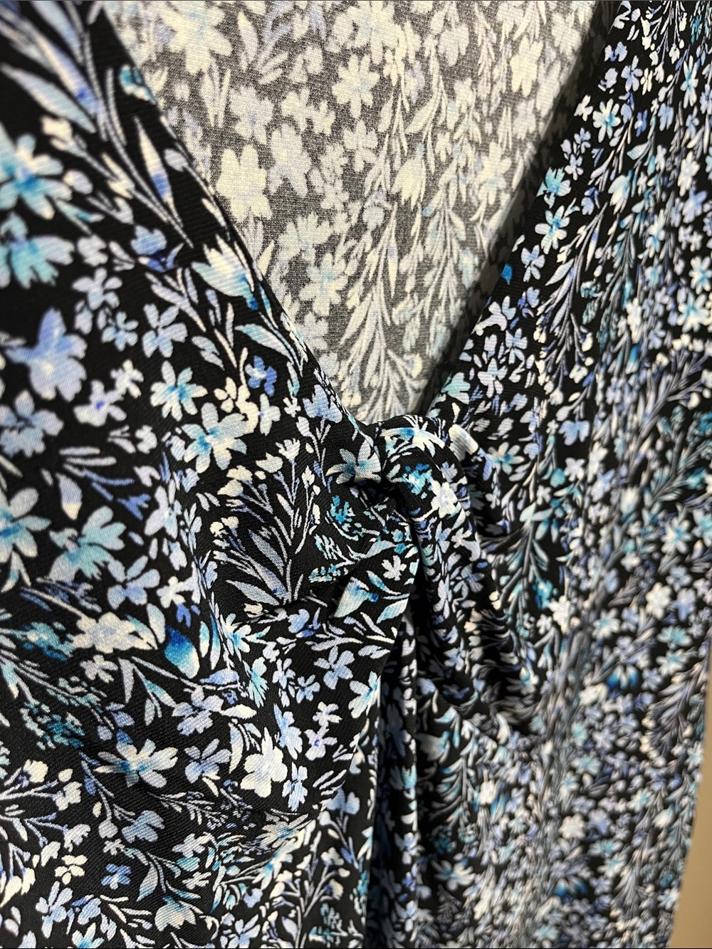 Chaps Blue Short-Sleeve V-Neck Floral Tee with Blue & White Accents - Picture 4 of 7